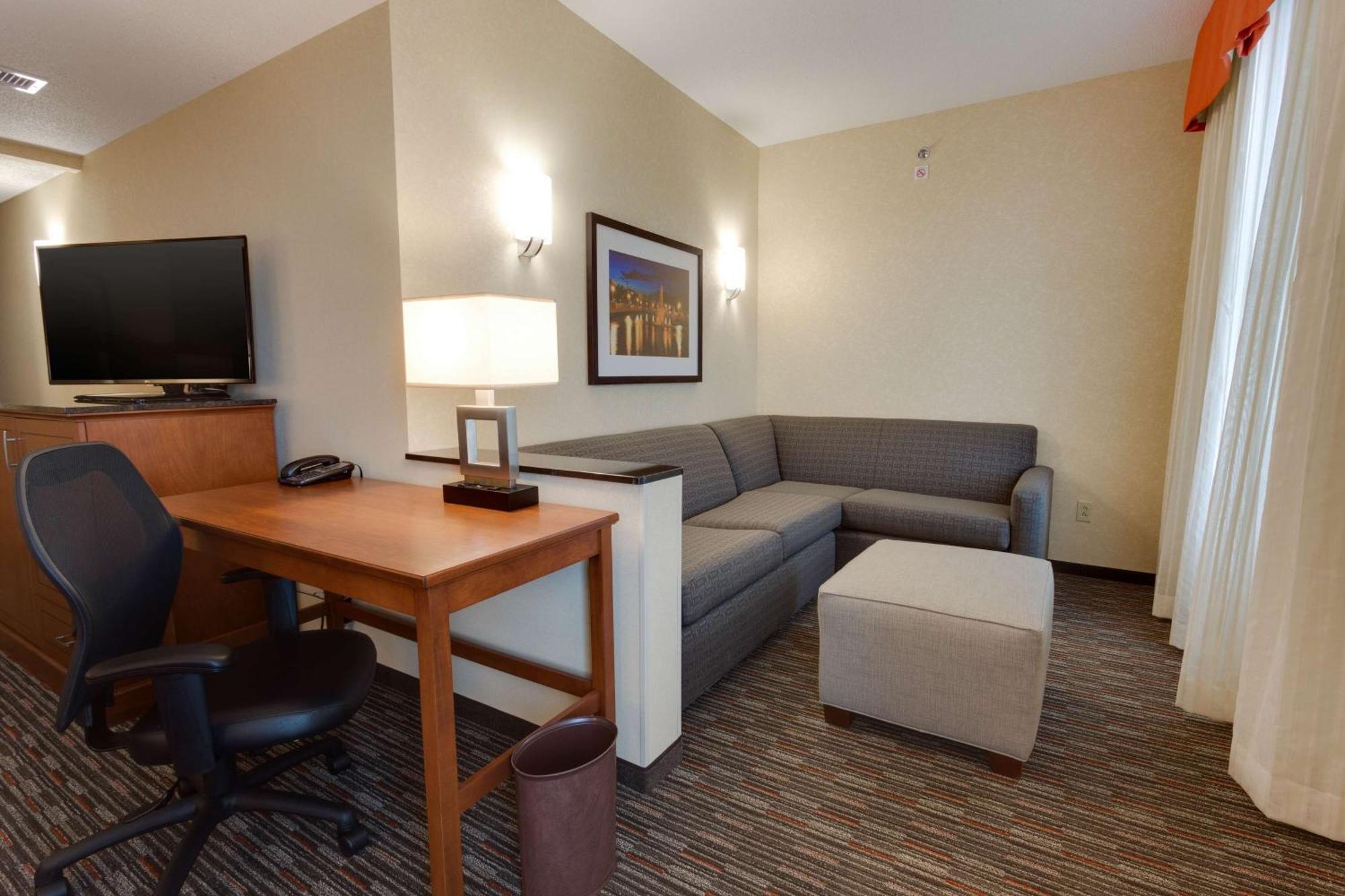 Drury Inn & Suites Fort Myers Airport Fgcu Екстер'єр фото